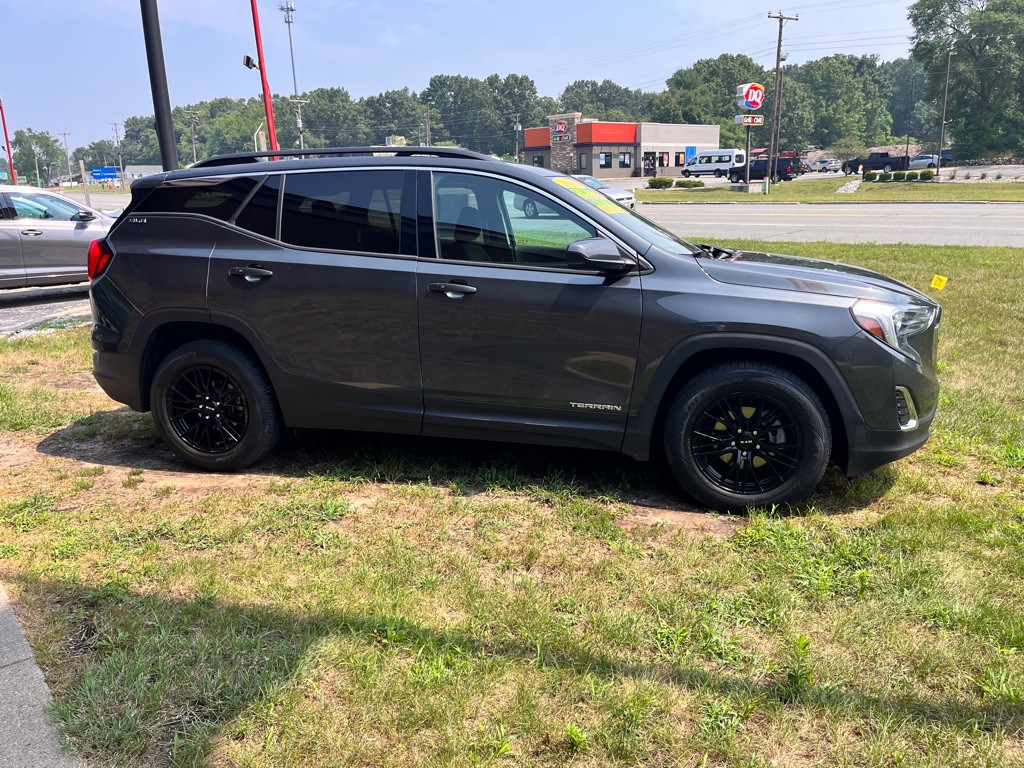2020 GMC Terrain Image 8