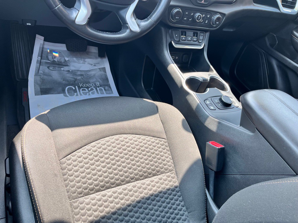 2020 GMC Terrain Image 18