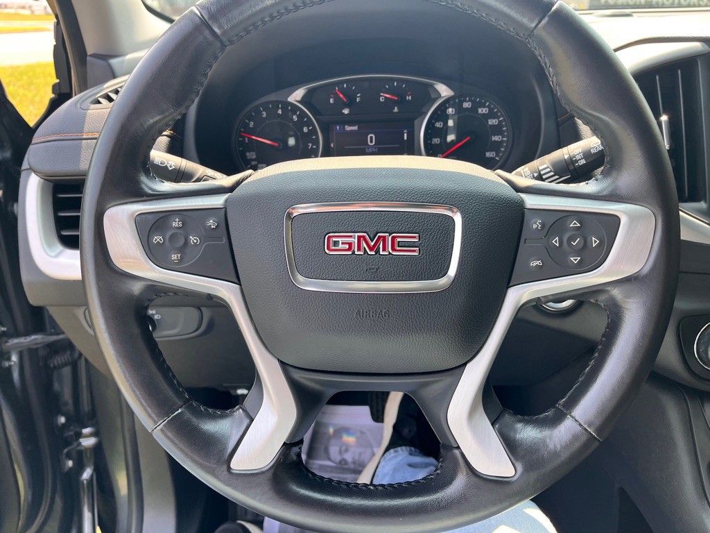 2020 GMC Terrain Image 25