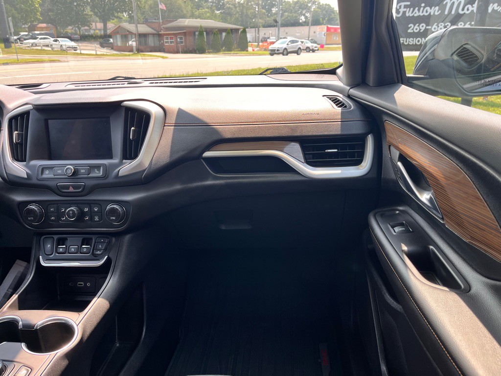 2020 GMC Terrain Image 33