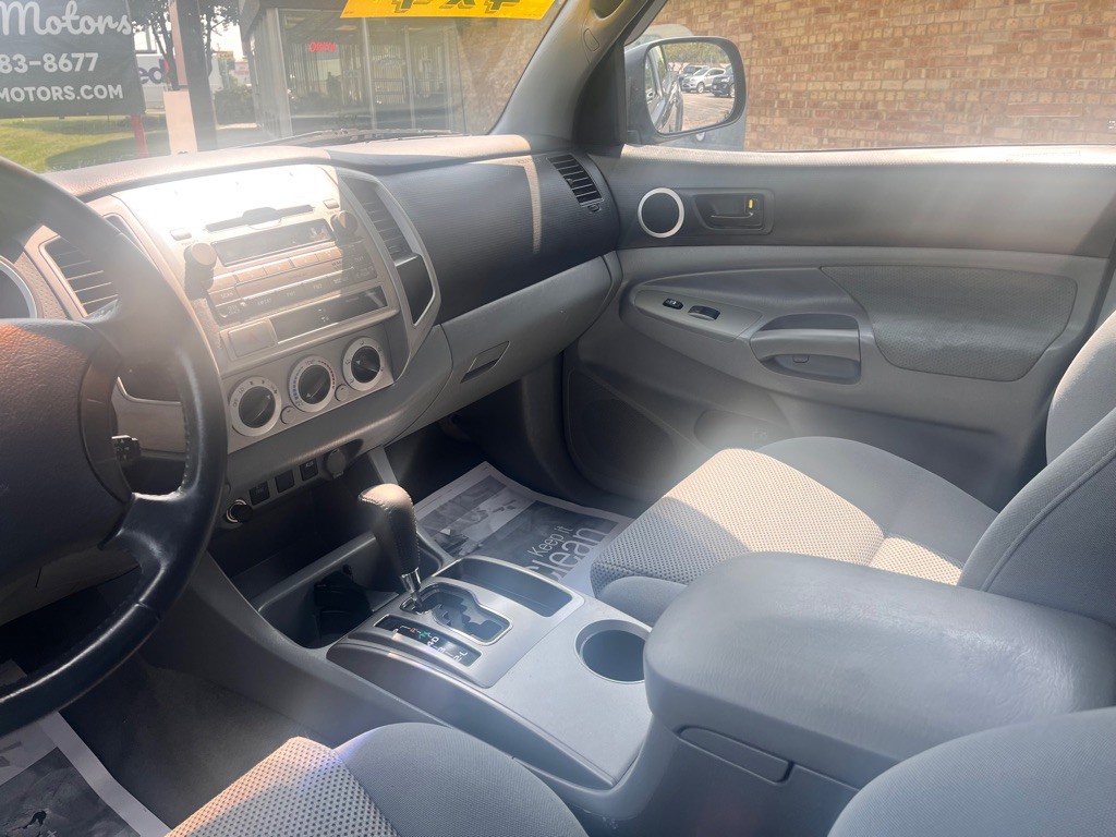2009 Toyota Tacoma Image 17