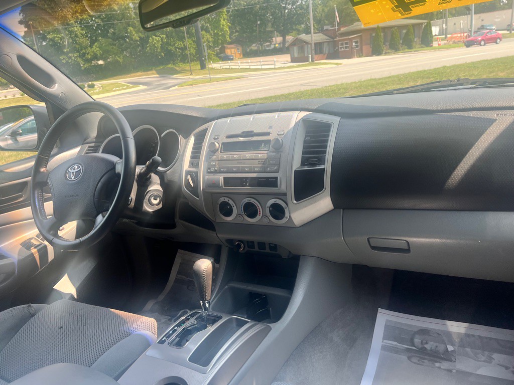 2009 Toyota Tacoma Image 23