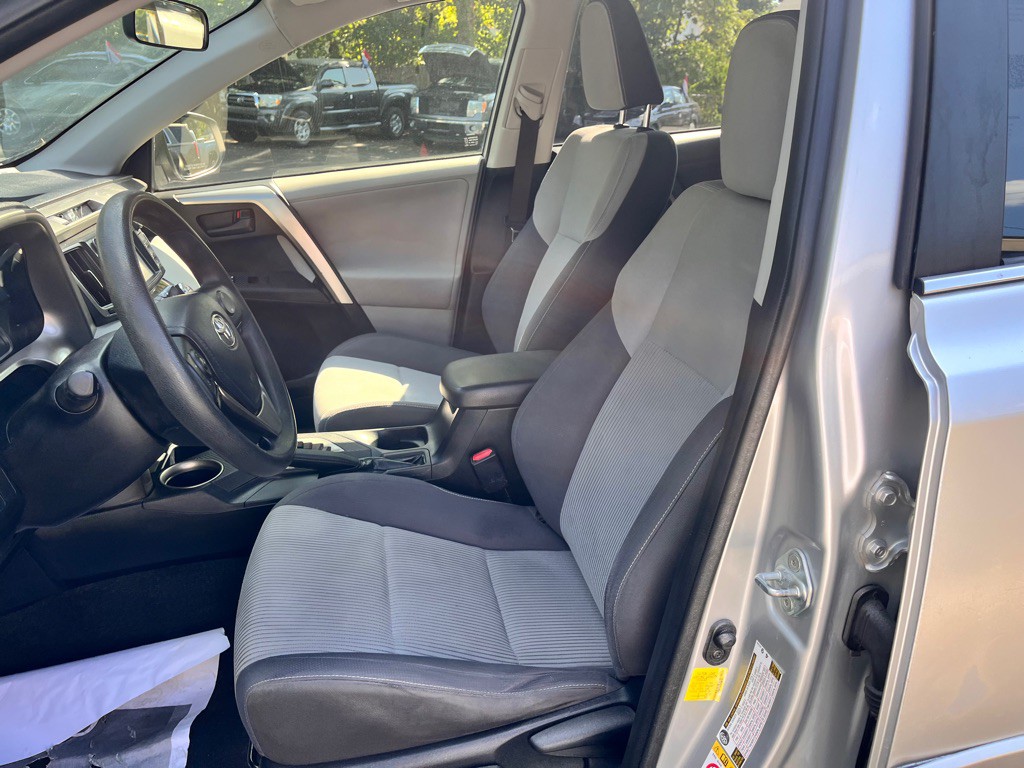 2013 Toyota Rav4 Image 12