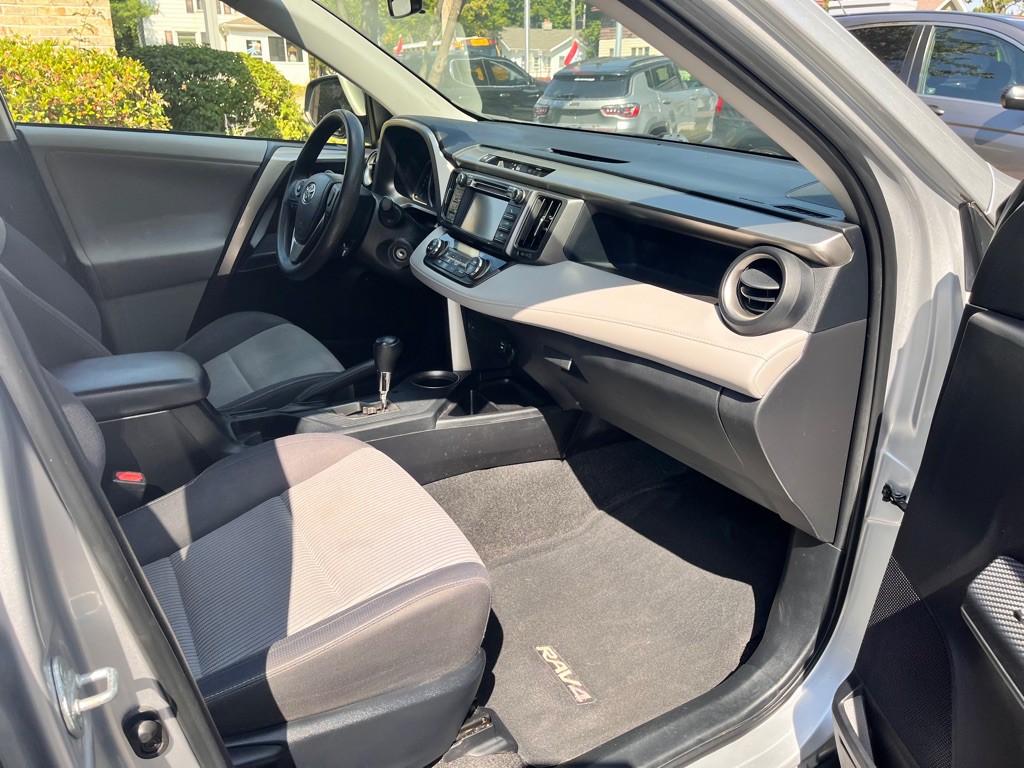 2013 Toyota Rav4 Image 13