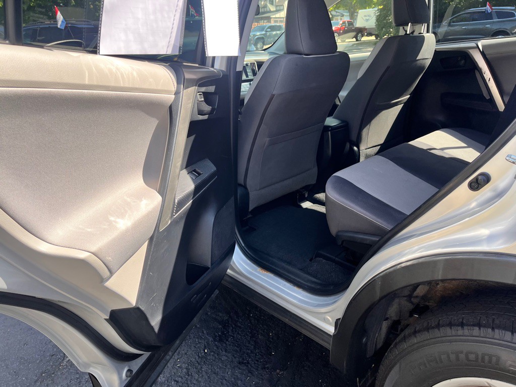 2013 Toyota Rav4 Image 16