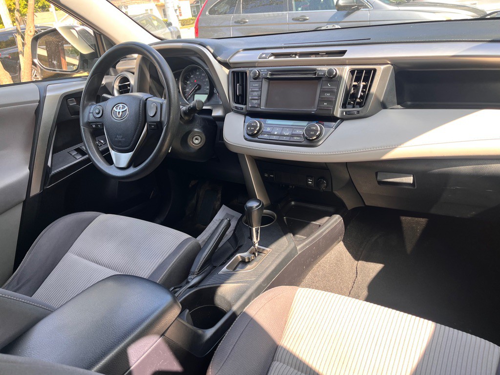 2013 Toyota Rav4 Image 19