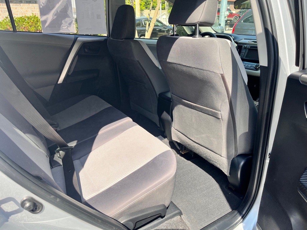 2013 Toyota Rav4 Image 21