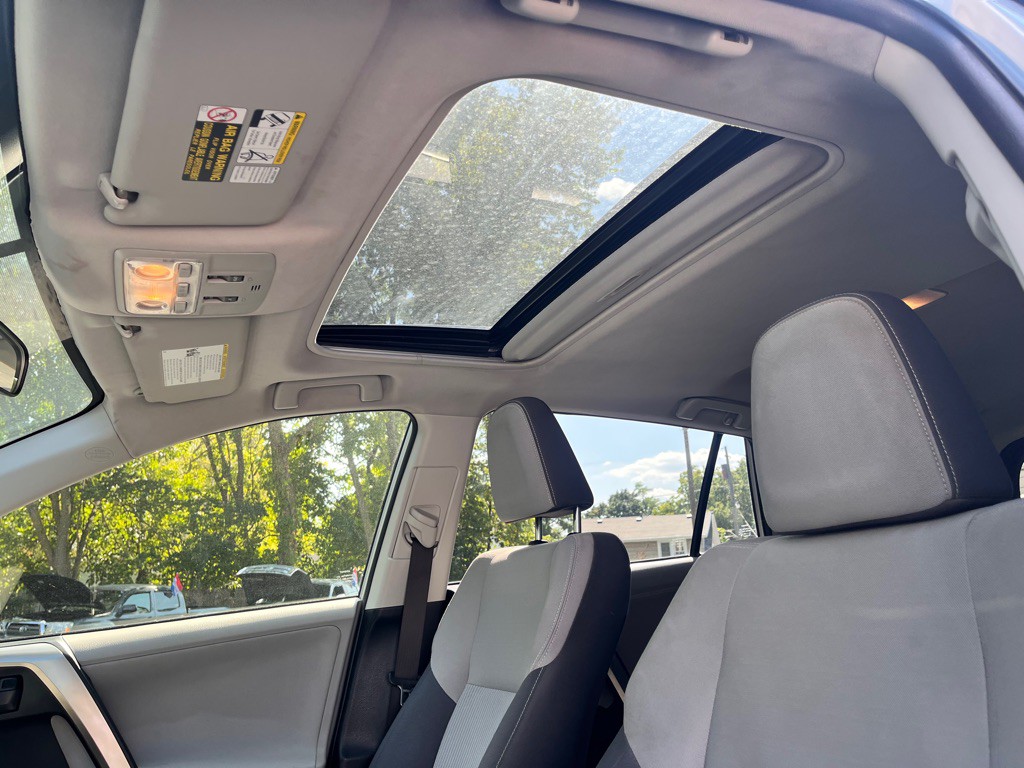 2013 Toyota Rav4 Image 23