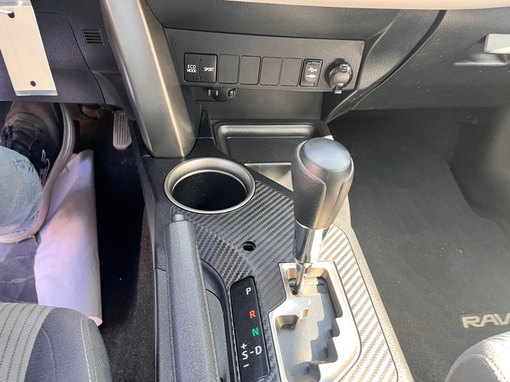 2013 Toyota Rav4 Image 24