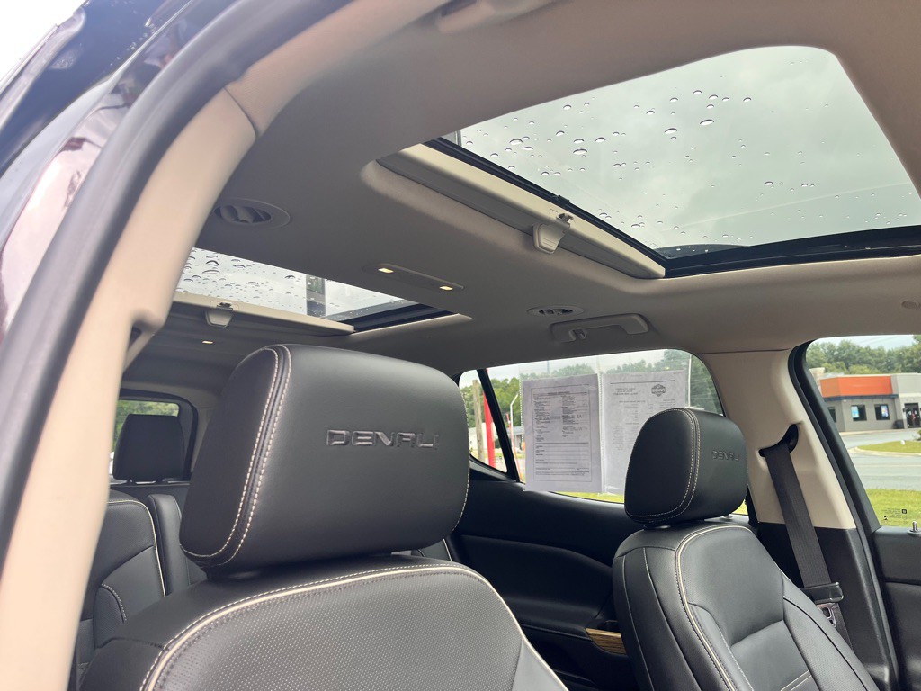 2017 GMC Acadia Image 13