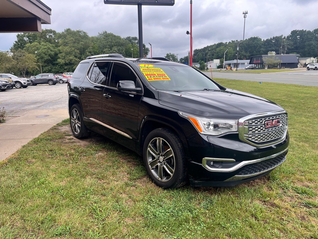 2017 GMC Acadia Image 28