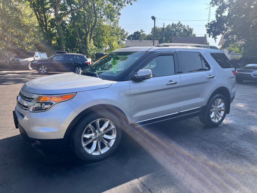 2011 Ford Explorer Image 3