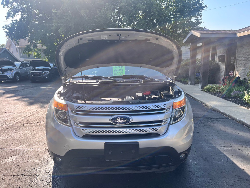 2011 Ford Explorer Image 21