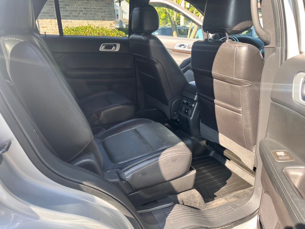 2011 Ford Explorer Image 54