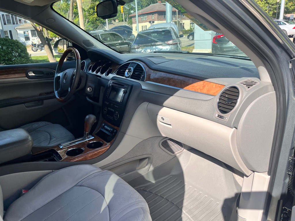 2011 Buick Enclave Image 15