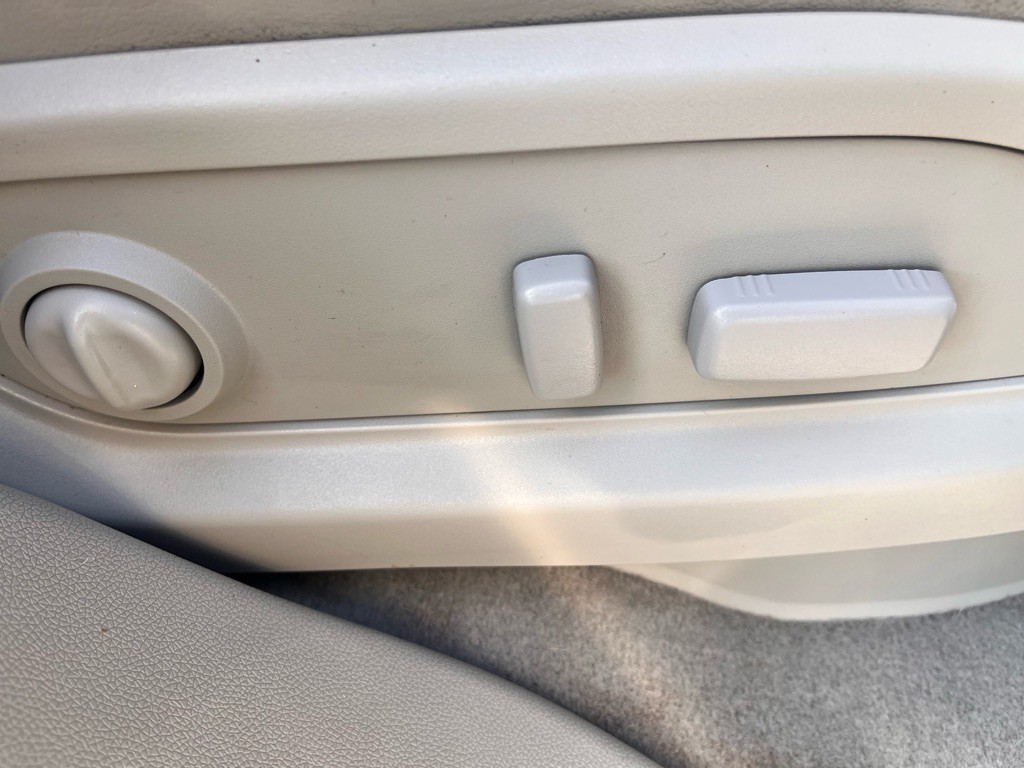 2011 Buick Enclave Image 25