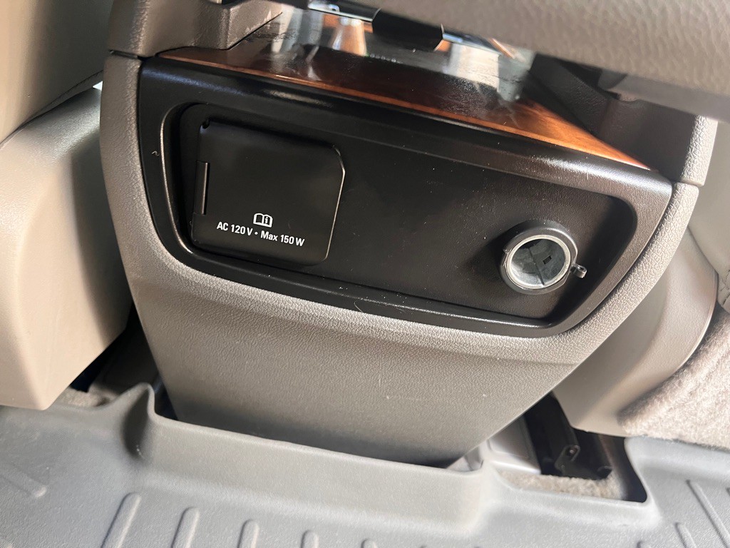 2011 Buick Enclave Image 37
