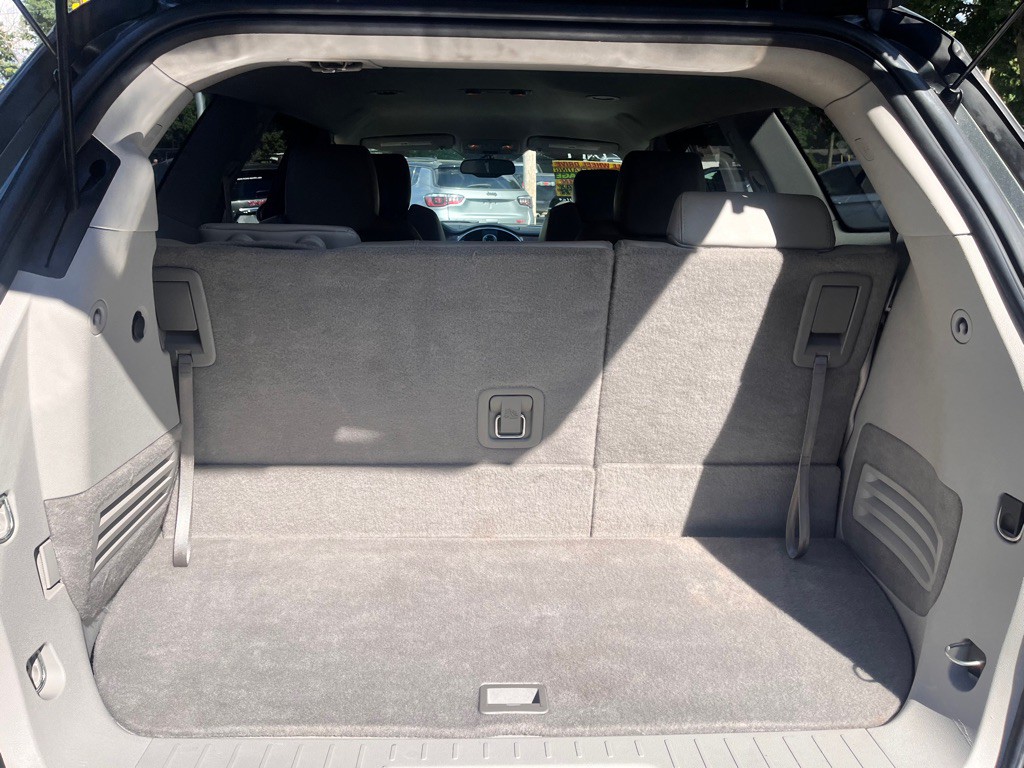 2011 Buick Enclave Image 44