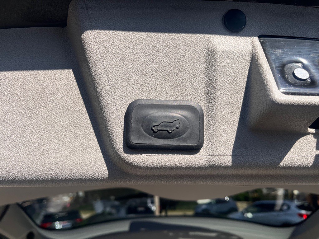 2011 Buick Enclave Image 45
