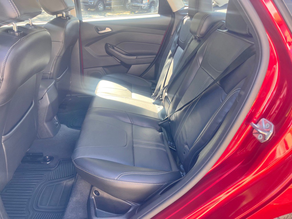 2014 Ford Focus Image 19