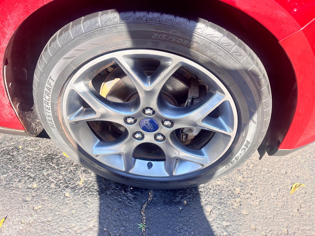 2014 Ford Focus Image 39
