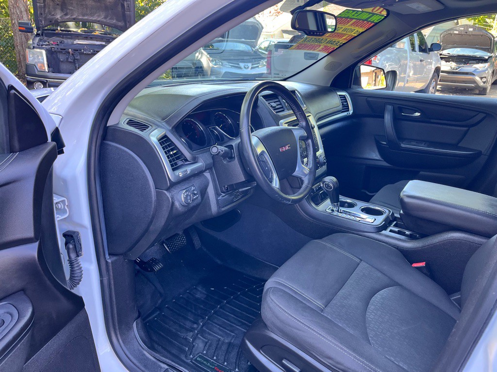 2016 GMC Acadia Image 26