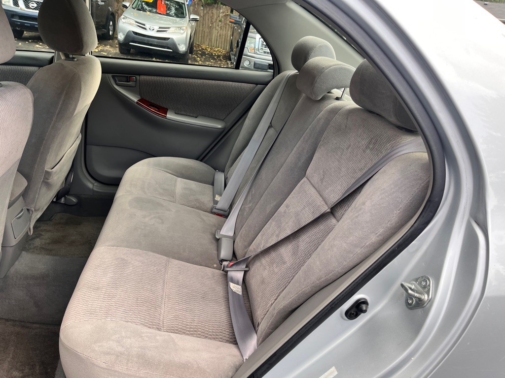 2006 Toyota Corolla Image 30