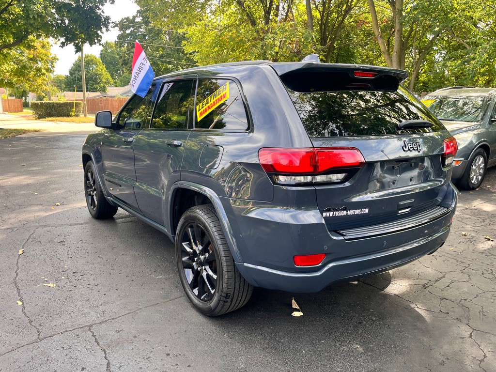 2018 Jeep Grand Cherokee Image 11