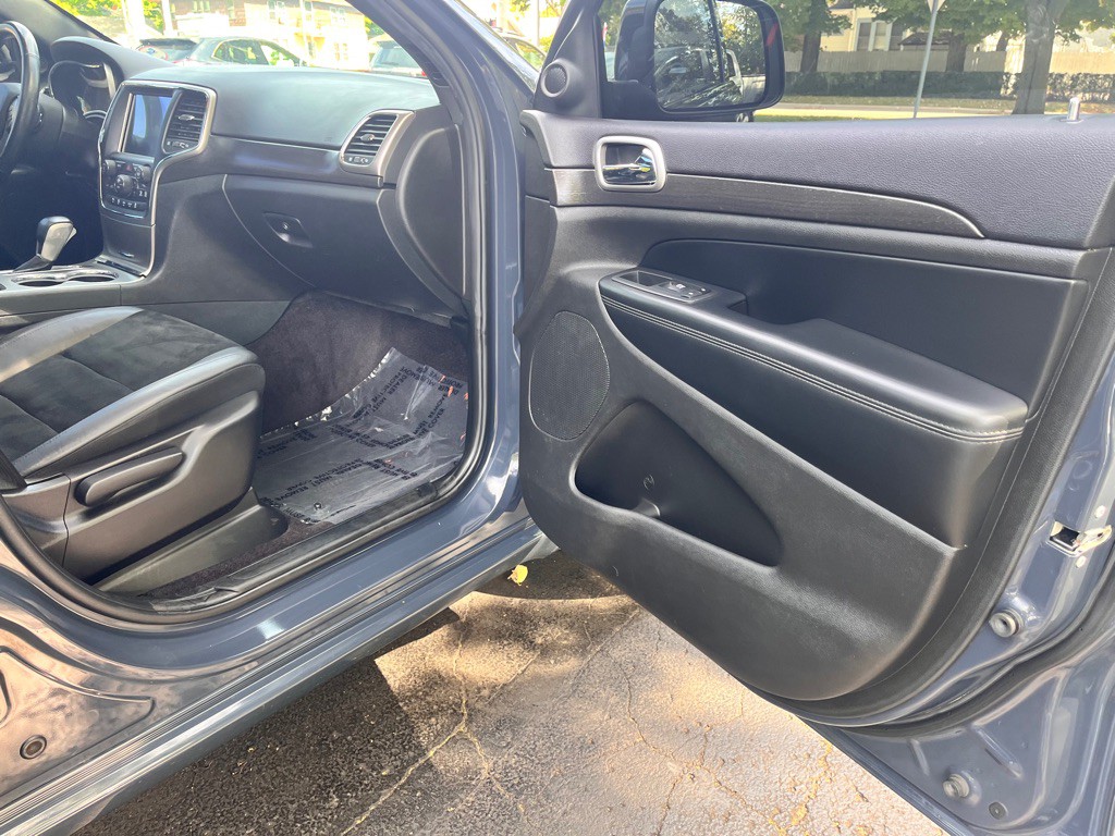 2018 Jeep Grand Cherokee Image 17