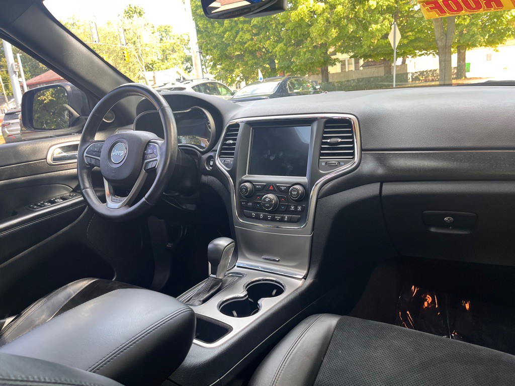 2018 Jeep Grand Cherokee Image 28