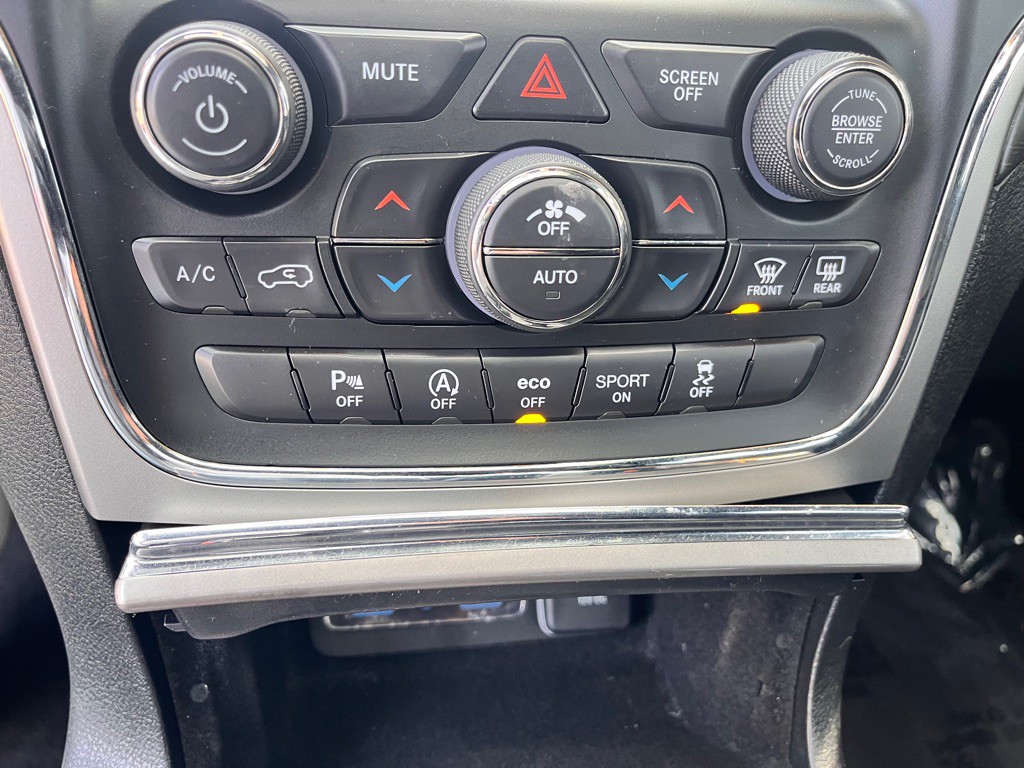 2018 Jeep Grand Cherokee Image 34