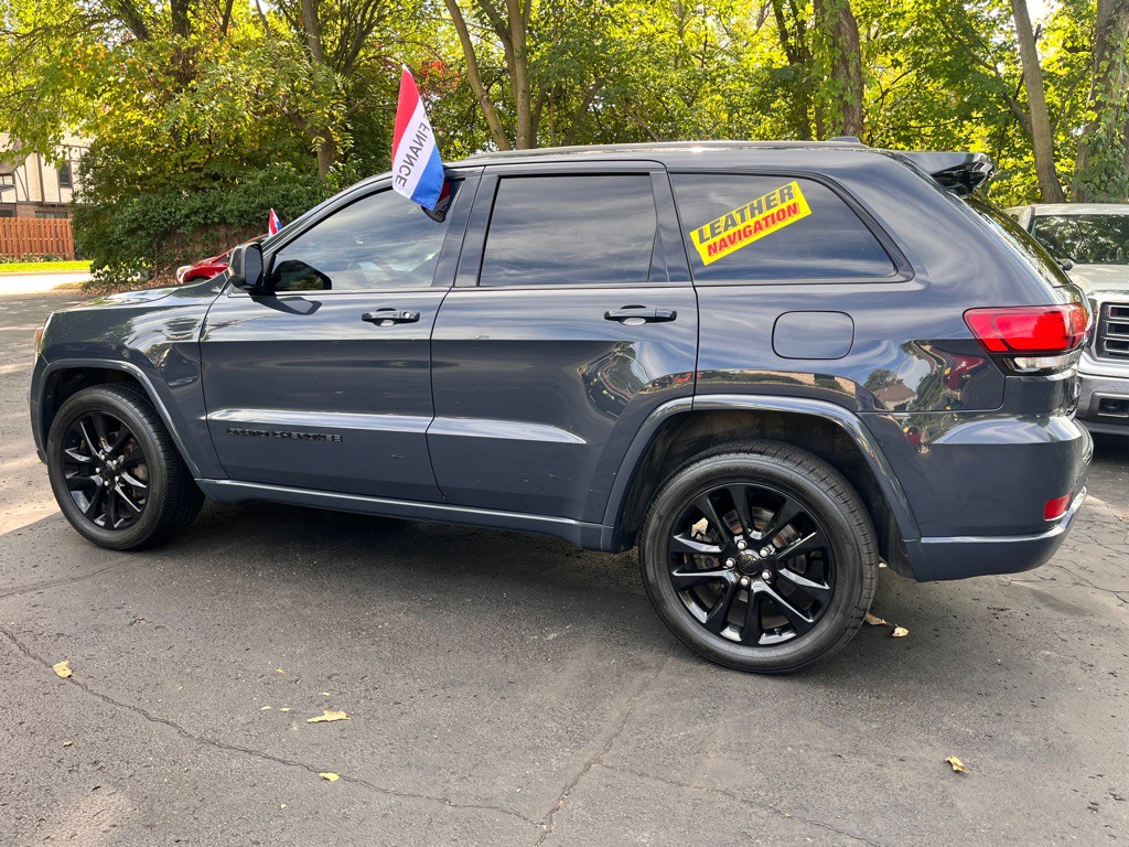 2018 Jeep Grand Cherokee Image 4