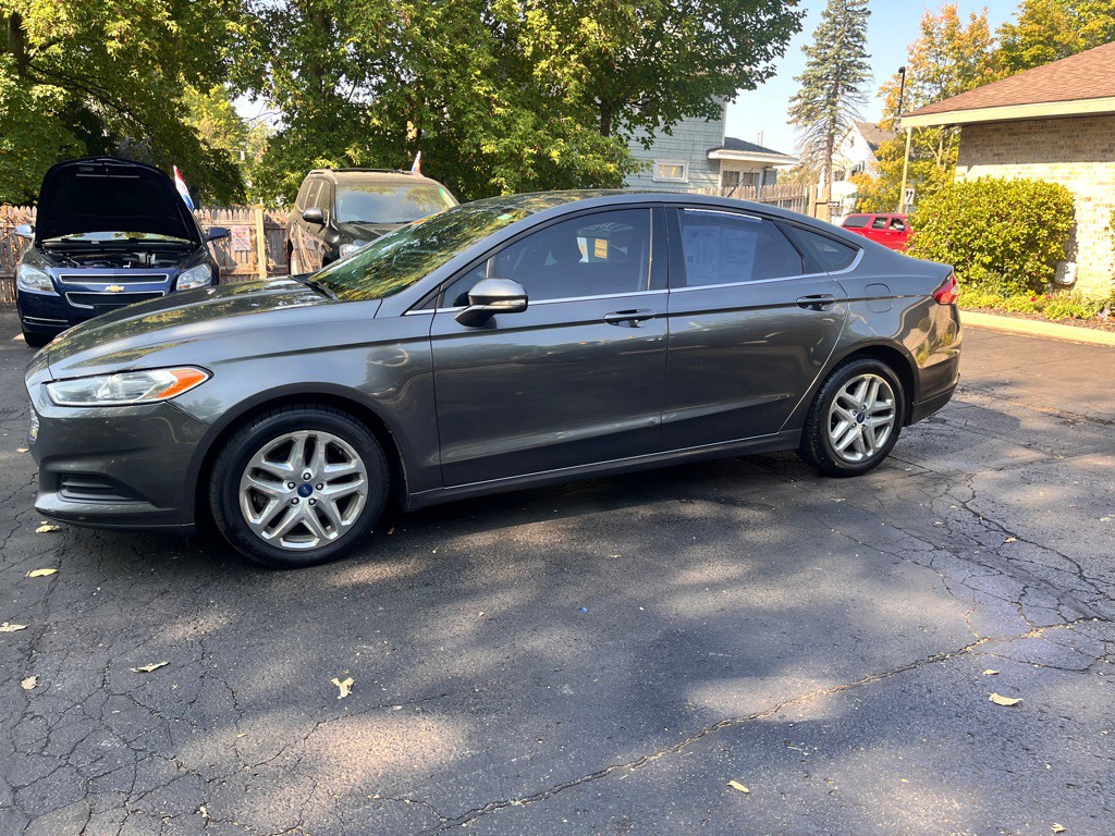 2016 Ford Fusion Image 8
