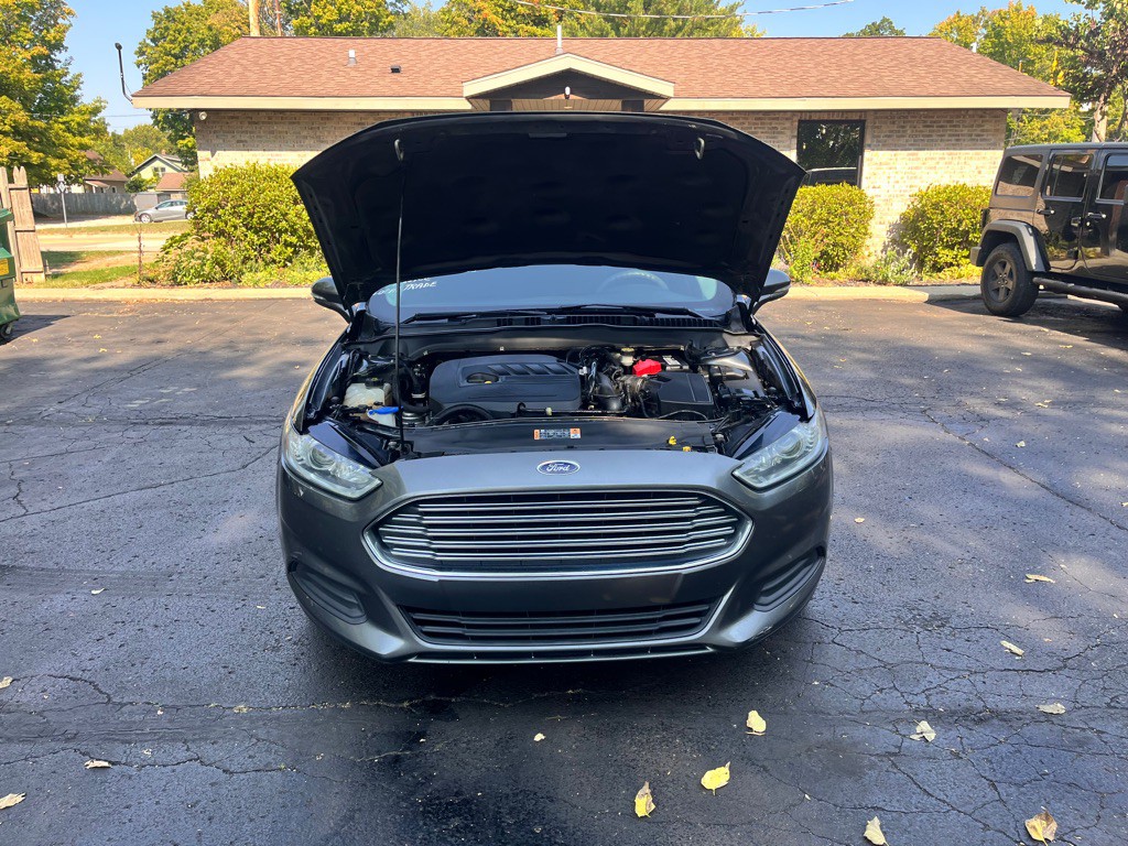 2016 Ford Fusion Image 15