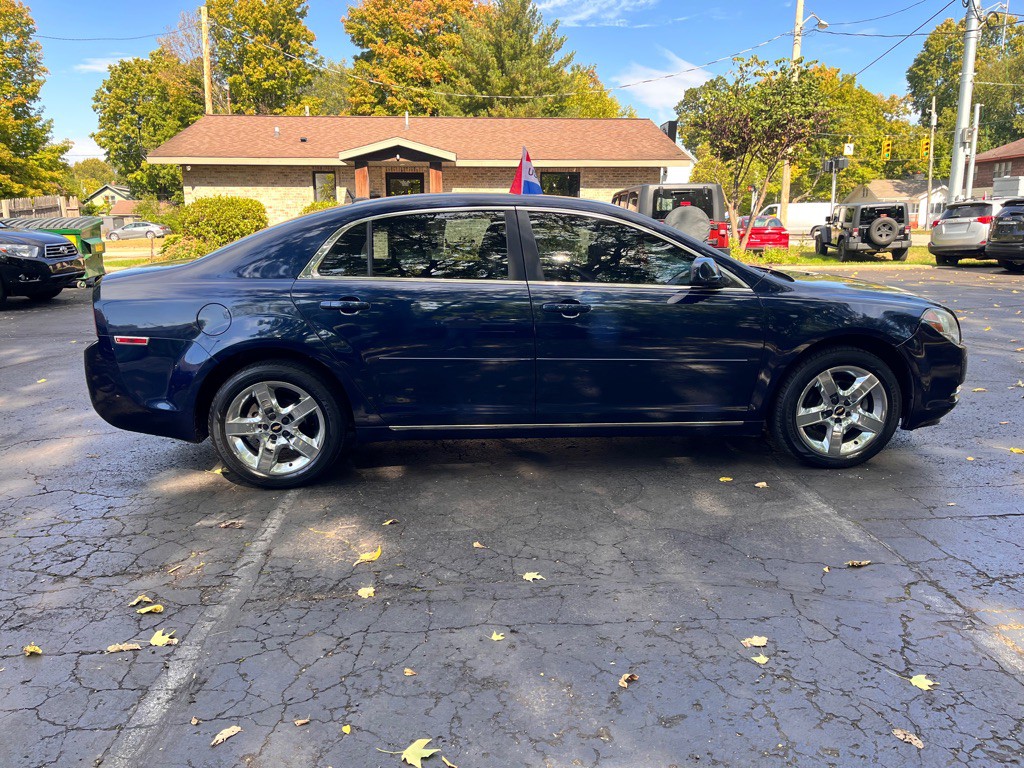 2010 Chevrolet Malibu Image 10