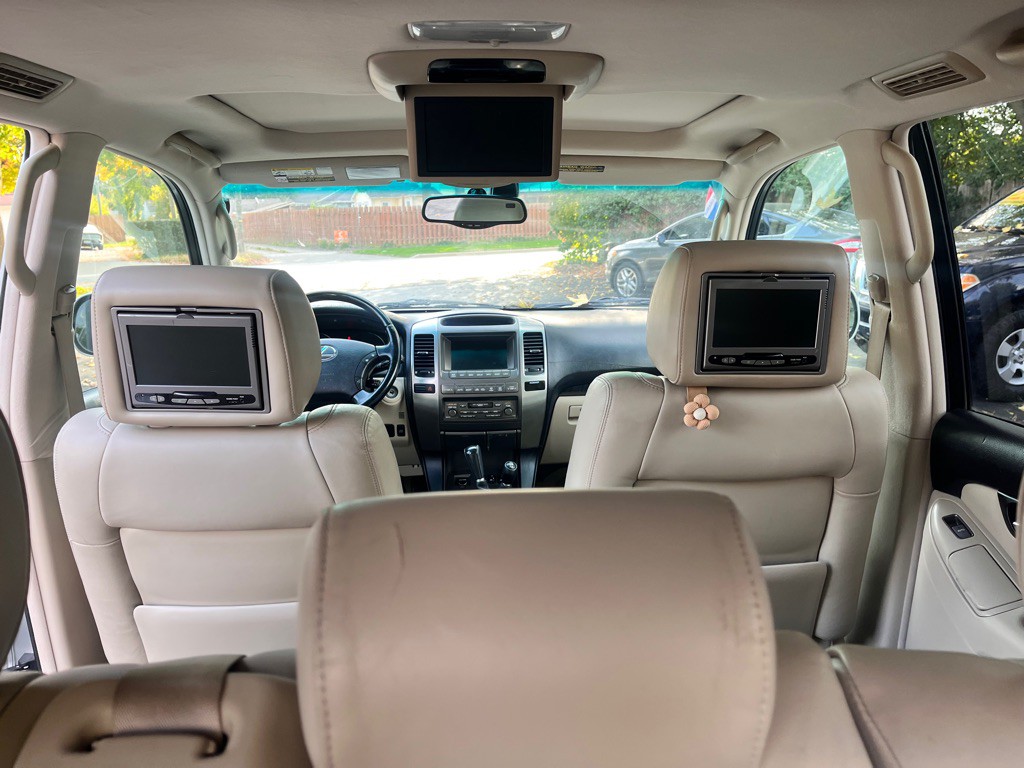 2005 Lexus GX 470 Image 37