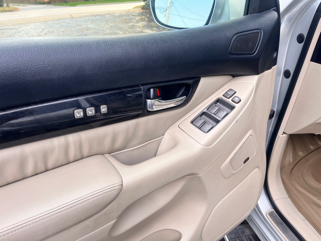 2005 Lexus GX 470 Image 46