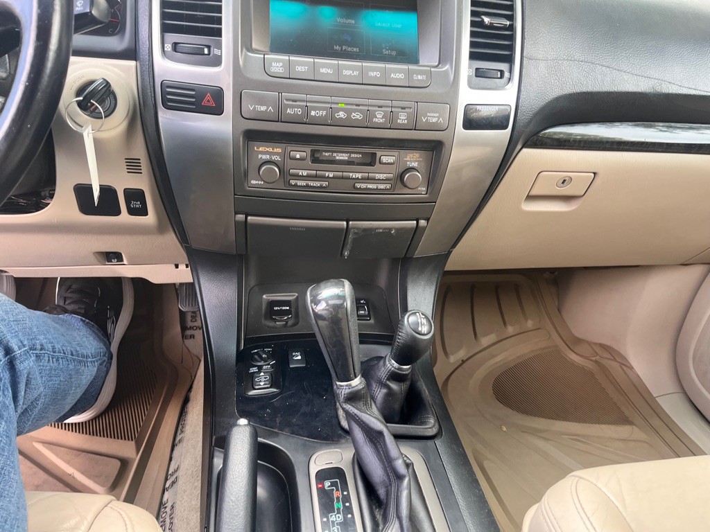 2005 Lexus GX 470 Image 54