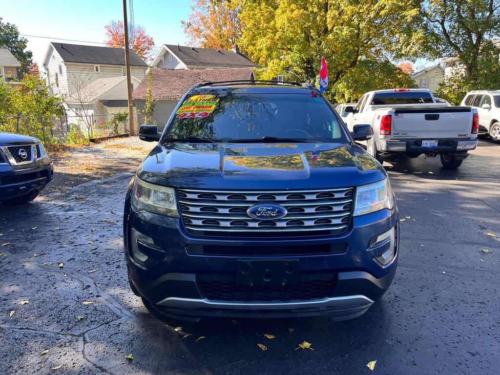 2016 Ford Explorer Image 2