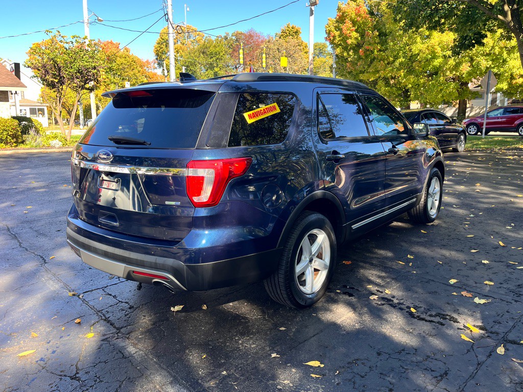 2016 Ford Explorer Image 5