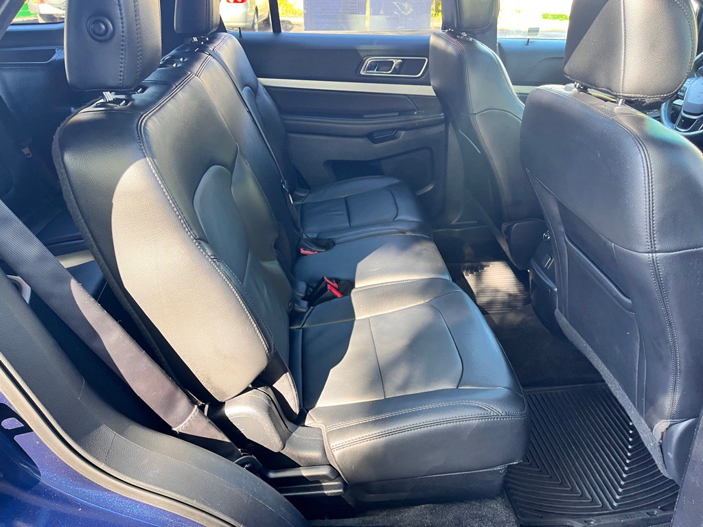 2016 Ford Explorer Image 30