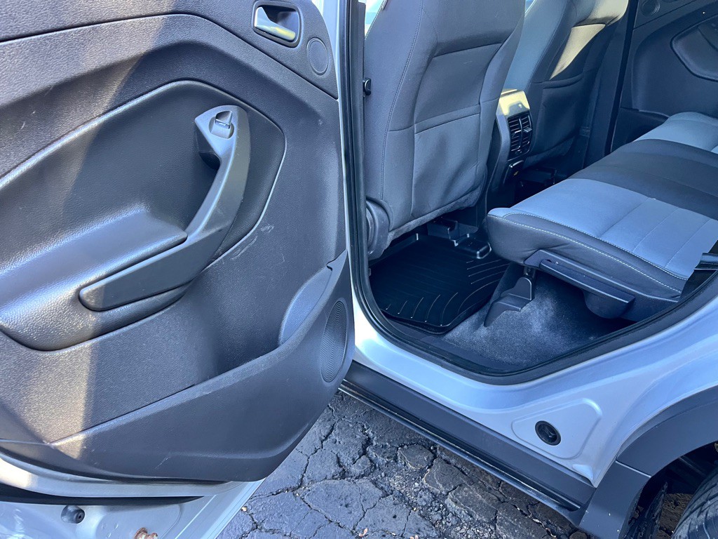 2013 Ford Escape Image 25