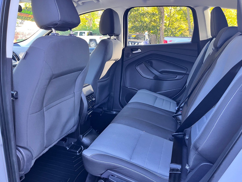 2013 Ford Escape Image 28