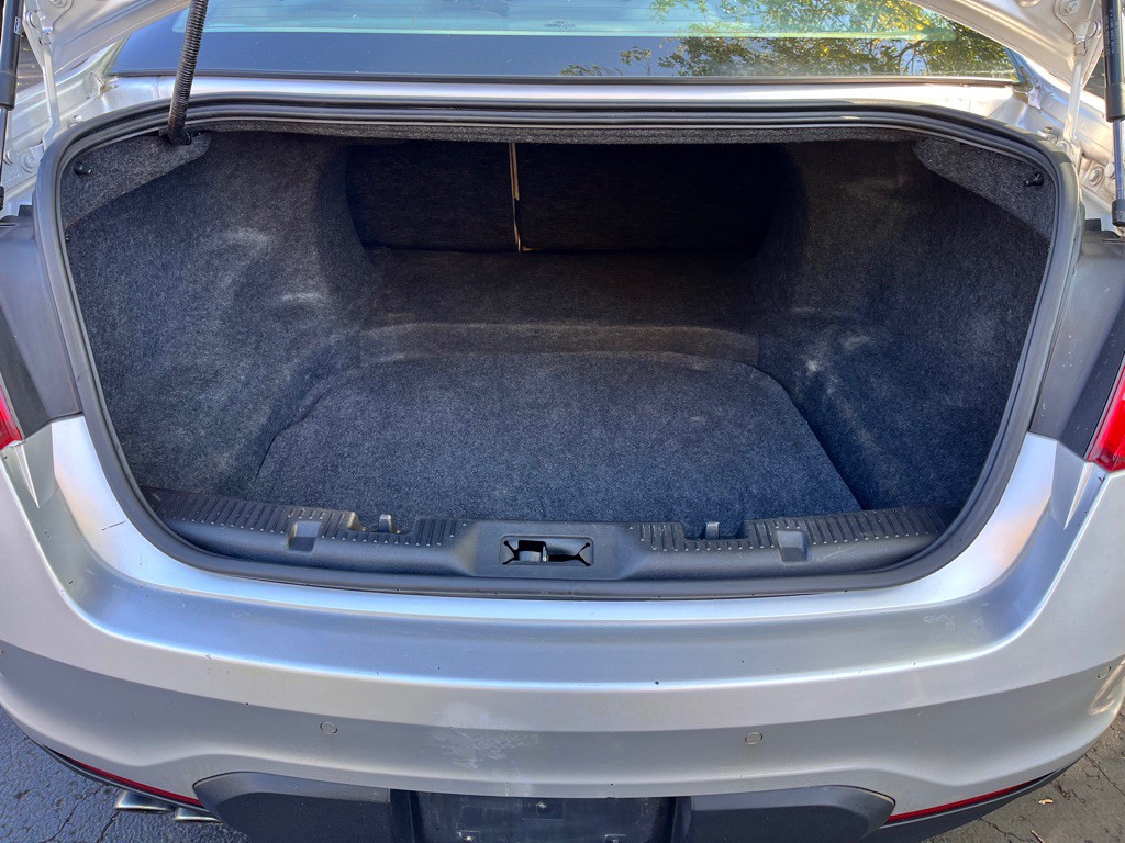 2011 Ford Taurus Image 30