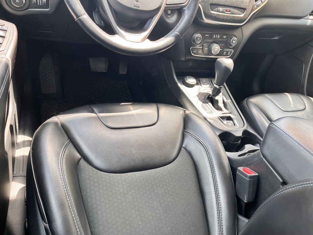 2019 Jeep Cherokee Image 19