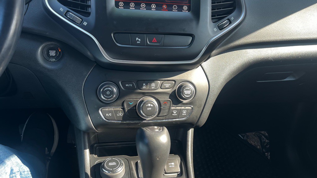 2019 Jeep Cherokee Image 13