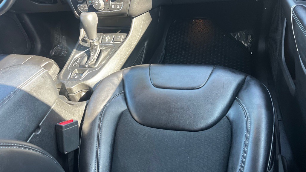 2019 Jeep Cherokee Image 29