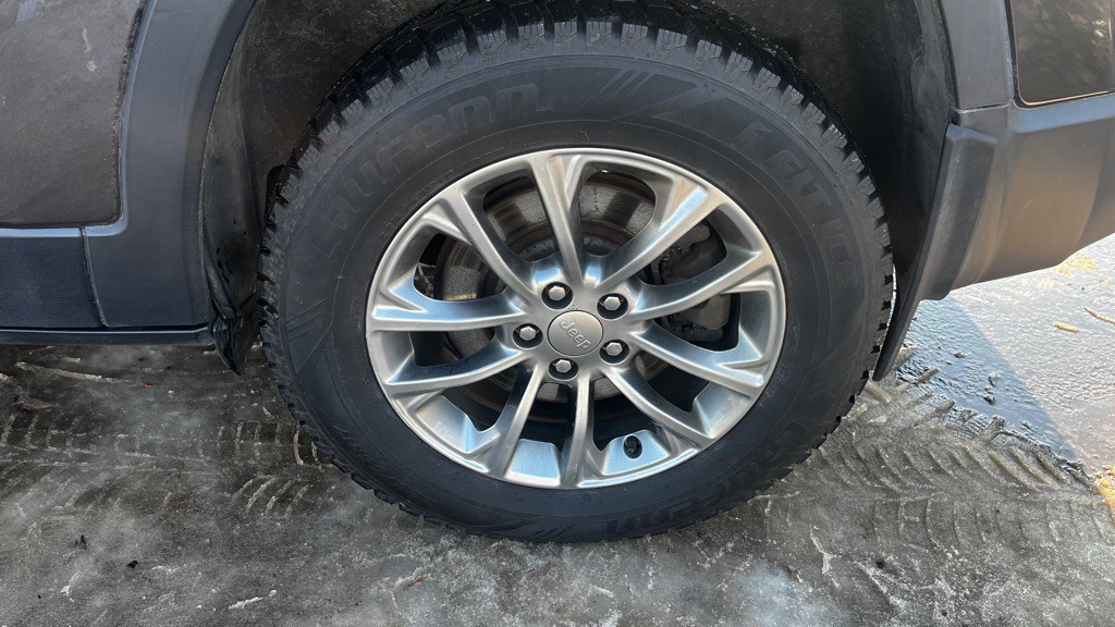 2019 Jeep Cherokee Image 49