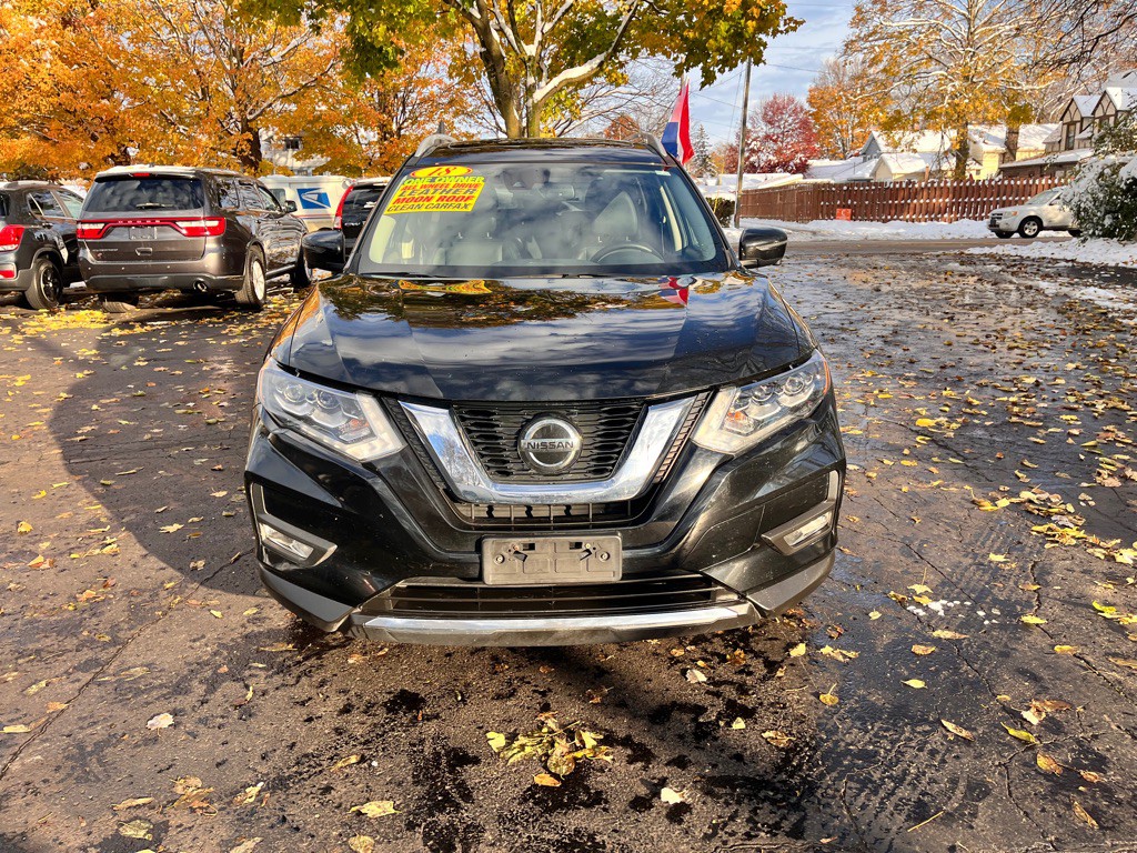 2018 Nissan Rogue Image 9