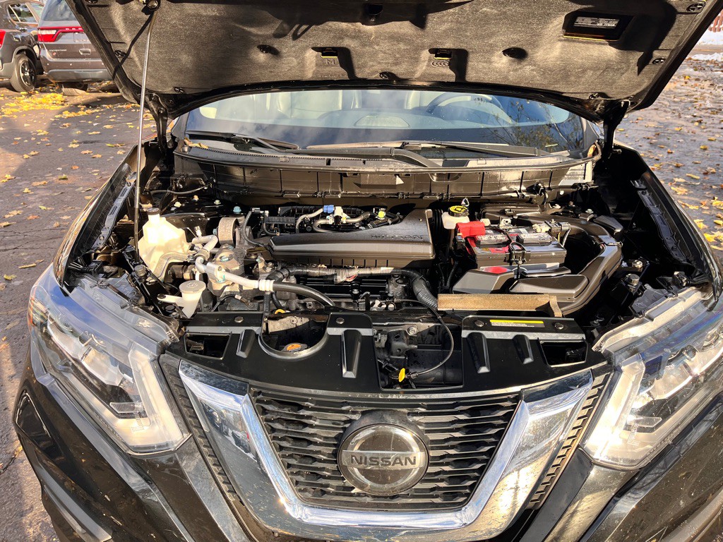 2018 Nissan Rogue Image 11